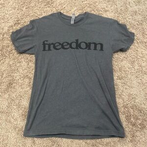 Men’s Gray T-Shirt Size XS